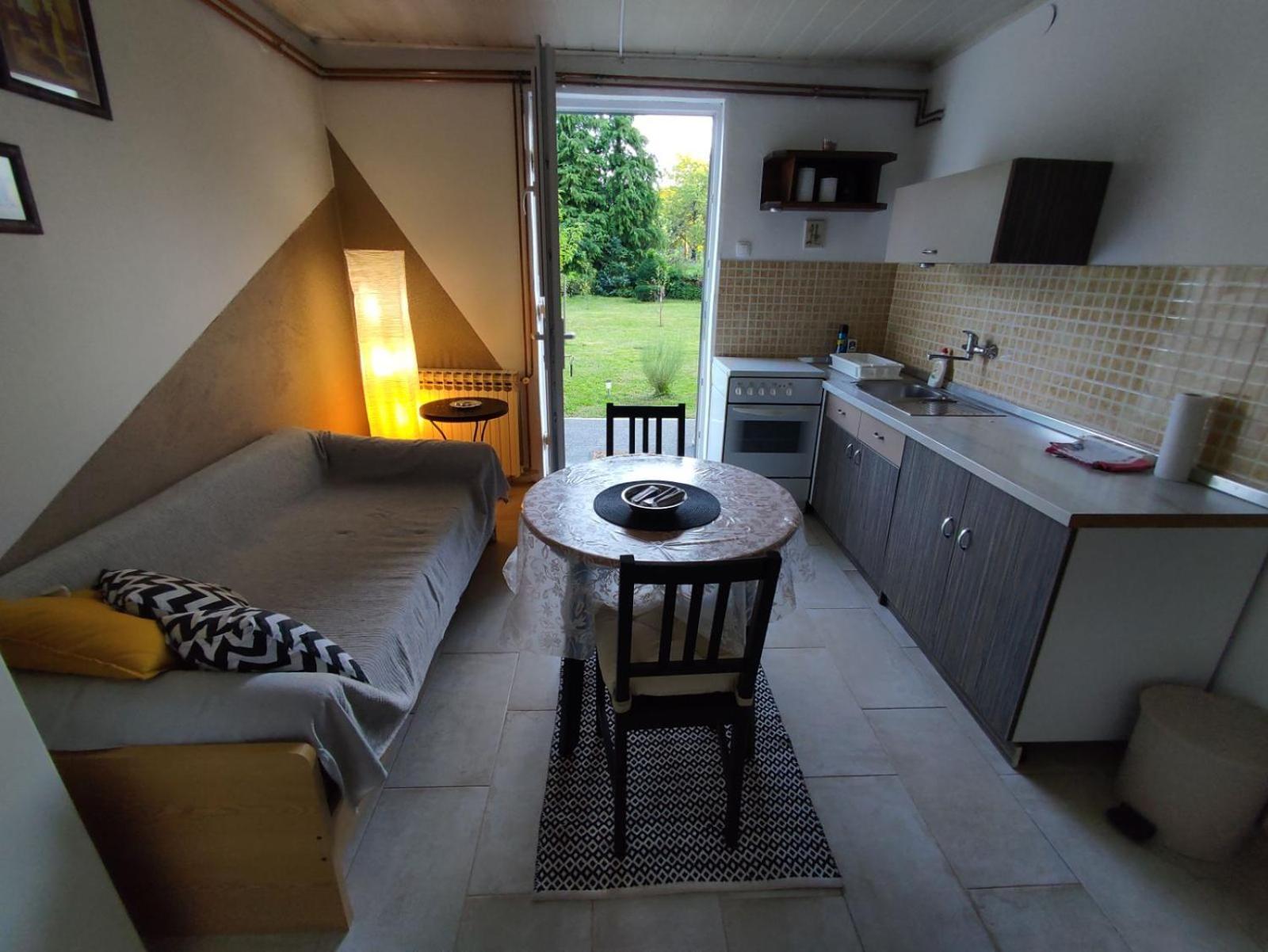 Studio Apartman Gorica Ogulin Exterior photo